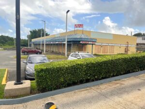 Foto-local-Humacao.jpg-1-300x225