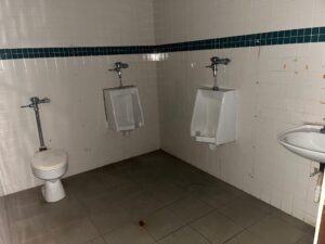 Foto-local-Humacao.jpg-2-300x225