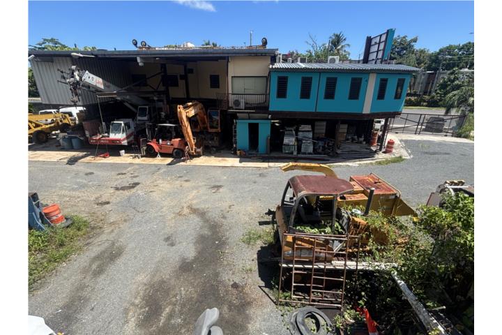 Se vende edificio en Carolina 